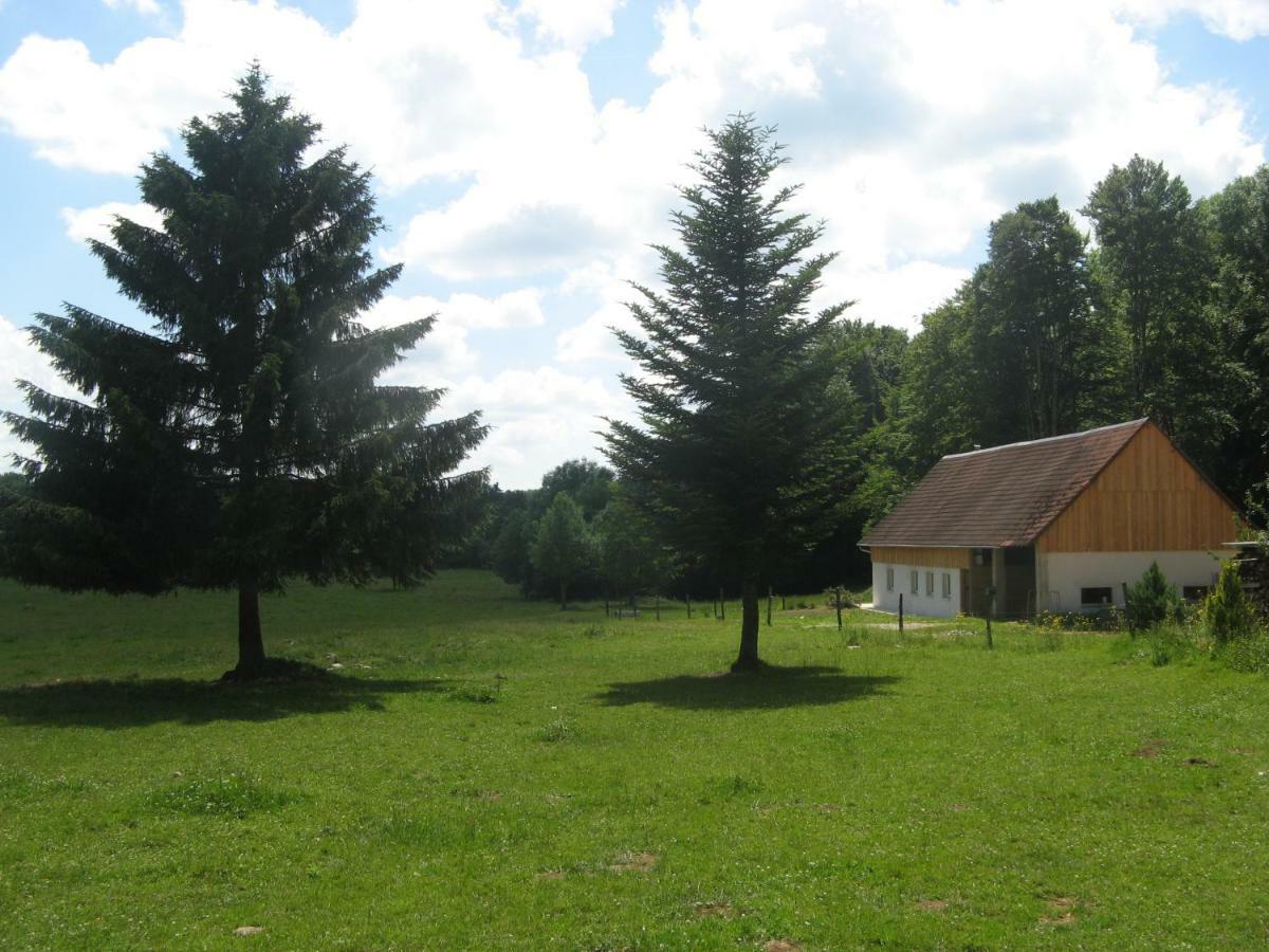 Gite De La Distillerie Arcon  Exterior foto